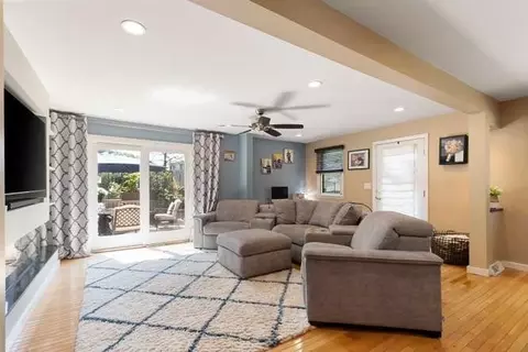 Living - 40 Hillside Ave, Beverly, MA 01915 photo 3 of 3