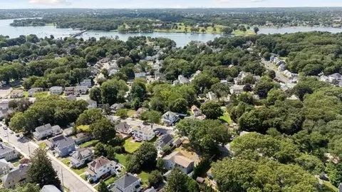 View/Area - 40 Hillside Ave, Beverly, MA 01915 photo 1 of 5