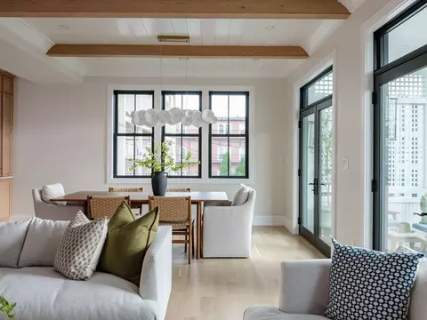 Dining - 847 E 5th St, Boston, MA 02127 photo 1 of 2