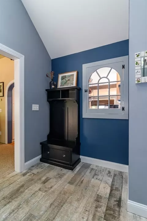 Entry Way - 5 Pryor Rd, Natick, MA 01760 photo 3 of 3