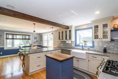 Kitchen - 5 Pryor Rd, Natick, MA 01760 photo 2 of 4