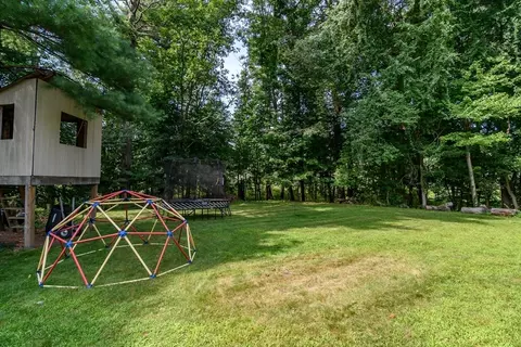 Exterior - 5 Pryor Rd, Natick, MA 01760 photo 5 of 6