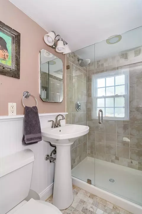 Bath - 5 Pryor Rd, Natick, MA 01760 photo 3 of 3