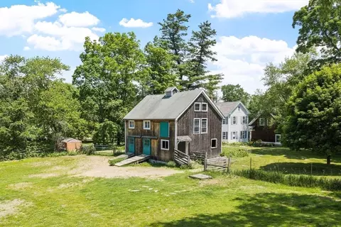 Exterior - 55 Old Mill Rd, Harvard, MA 01451 photo 7 of 9