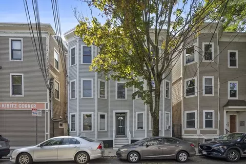 6 Bristol St #6, Cambridge, MA 02141