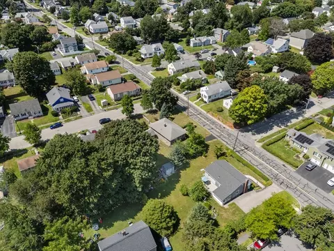 View/Area - 128 Clark St, Worcester, MA 01606 photo 2 of 8