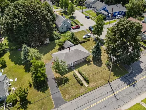View/Area - 128 Clark St, Worcester, MA 01606 photo 8 of 8