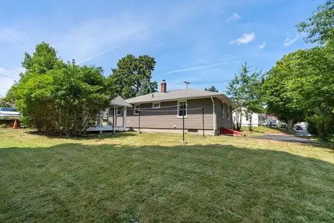 Exterior - 128 Clark St, Worcester, MA 01606 photo 2 of 10