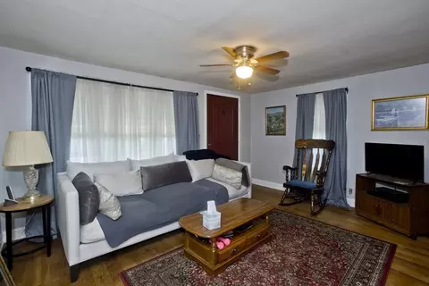 Living - 135 Prentice, Springfield, MA 01104 photo 1 of 1