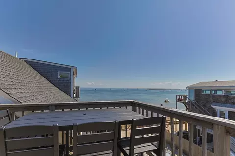 539 Commercial St #7, Provincetown, MA 02657