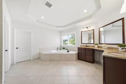 208 Mohawk Path, Holliston, MA 01746 photo 17