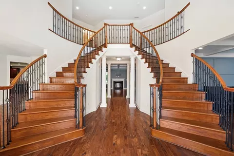 208 Mohawk Path, Holliston, MA 01746 photo 4