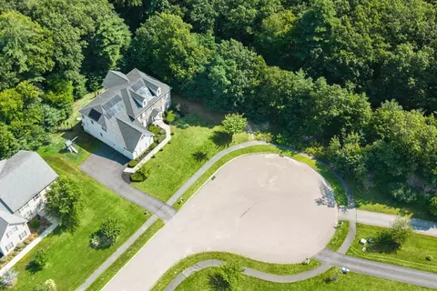 208 Mohawk Path, Holliston, MA 01746 photo 31