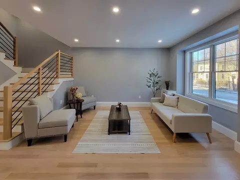55 Oak Ave, Newton, MA 02465
