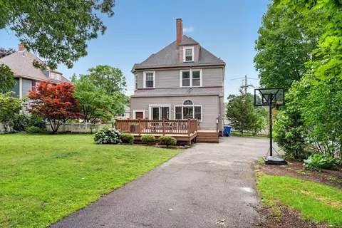 Exterior - 41 Maple St, Stoneham, MA 02180 photo 6 of 6
