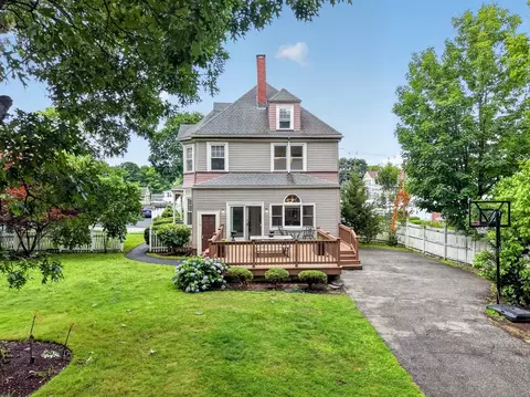 Exterior - 41 Maple St, Stoneham, MA 02180 photo 4 of 6