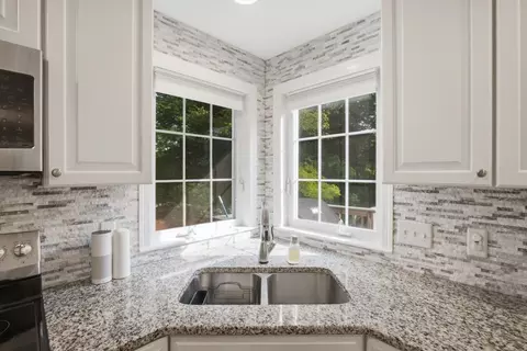 Kitchen - 11 Tip Cart Rd, Sutton, MA 01590 photo 5 of 6