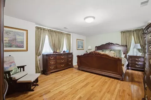 Bedroom - 11 Tip Cart Rd, Sutton, MA 01590 photo 1 of 5