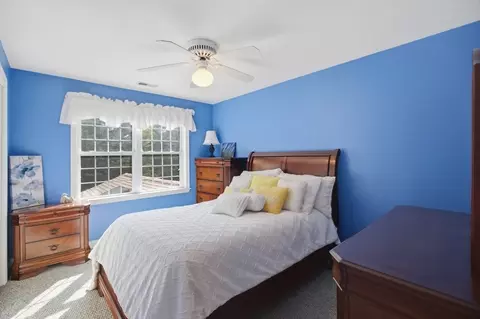 Bedroom - 11 Tip Cart Rd, Sutton, MA 01590 photo 4 of 5