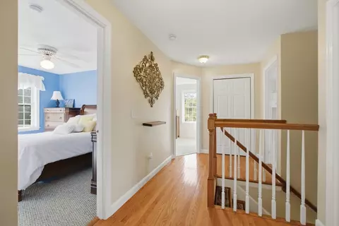 Entry Way - 11 Tip Cart Rd, Sutton, MA 01590 photo 4 of 4
