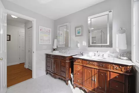 Bath - 11 Tip Cart Rd, Sutton, MA 01590 photo 1 of 5
