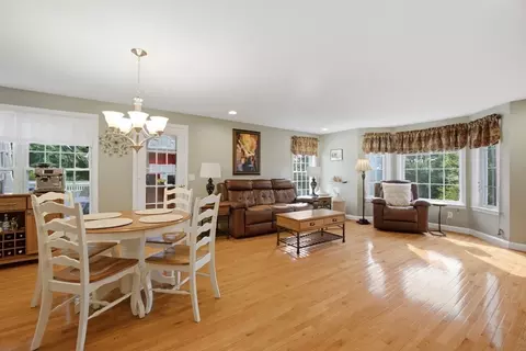 Dining - 11 Tip Cart Rd, Sutton, MA 01590 photo 1 of 4