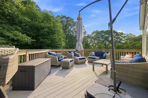 Exterior - 11 Tip Cart Rd, Sutton, MA 01590 photo 4 of 9