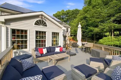 Exterior - 11 Tip Cart Rd, Sutton, MA 01590 photo 3 of 9