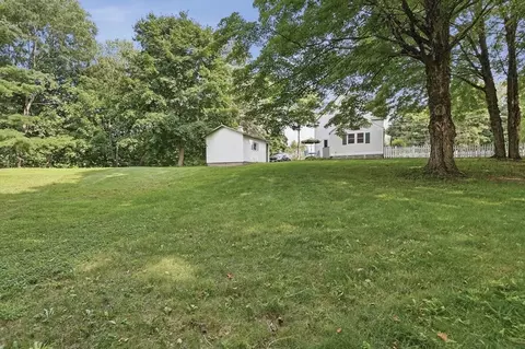 Exterior - 14 Carr St, Sutton, MA 01590 photo 6 of 7