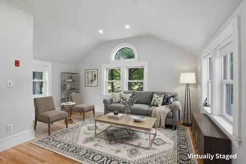 Living - 14 Carr St, Sutton, MA 01590 photo 1 of 5