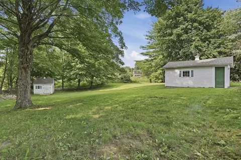 Exterior - 14 Carr St, Sutton, MA 01590 photo 7 of 7