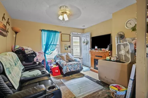 1792 Pleasant St, Fall River, MA 02723 photo 4