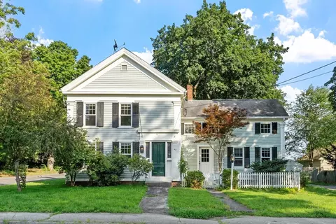 48 Central St, West Brookfield, MA 01585