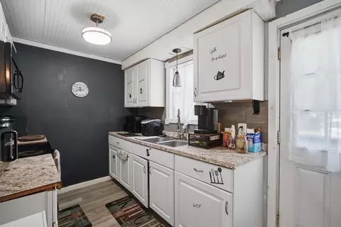 Kitchen - 146-148 King St, Springfield, MA 01109 photo 3 of 4