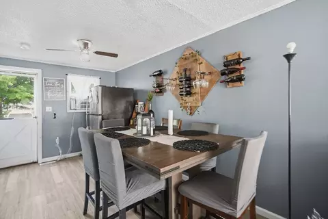 Dining - 146-148 King St, Springfield, MA 01109 photo 3 of 3
