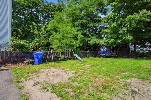 Exterior - 146-148 King St, Springfield, MA 01109 photo 6 of 6