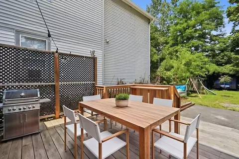 Exterior - 146-148 King St, Springfield, MA 01109 photo 4 of 6