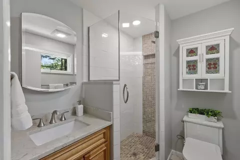 Bath - 9 Cherry Ridge Rd, Acton, MA 01720 photo 1 of 2