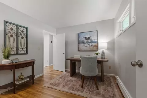 Entry Way - 9 Cherry Ridge Rd, Acton, MA 01720 photo 4 of 5
