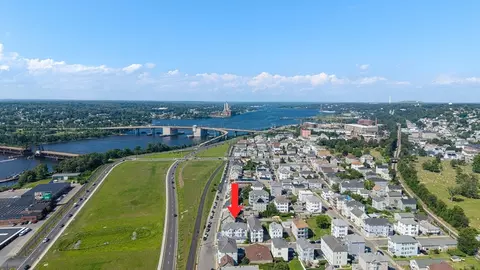 View/Area - 84 Cory St, Fall River, MA 02720 photo 2 of 9