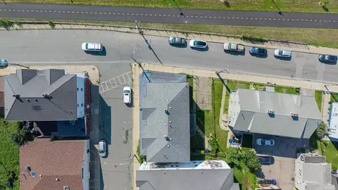 View/Area - 84 Cory St, Fall River, MA 02720 photo 5 of 9