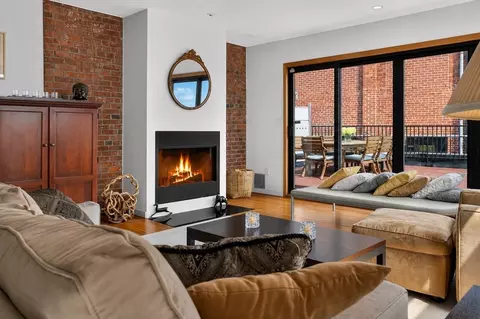 950 Dorchester Ave #301, Boston, MA 02125