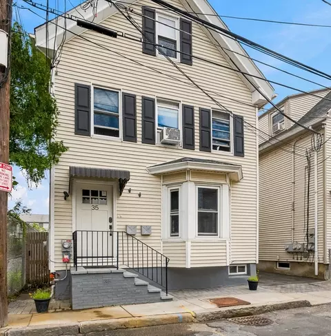 35 Franklin Ave, Somerville, MA 02145