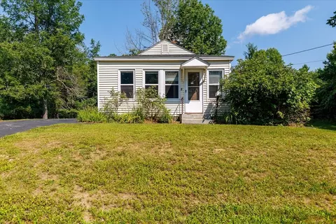 21 Munroe St, Winchendon, MA 01475