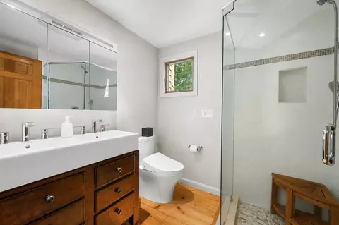 Bath - 78 High St, Cotuit, MA 02635 photo 1 of 4