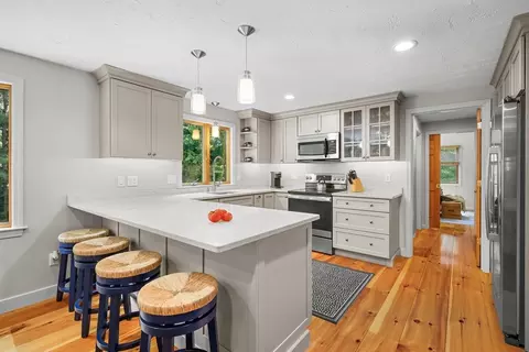 Kitchen - 78 High St, Cotuit, MA 02635 photo 1 of 4