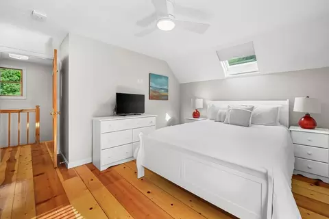 Bedroom - 78 High St, Cotuit, MA 02635 photo 3 of 7