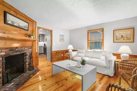 Living - 78 High St, Cotuit, MA 02635 photo 2 of 4