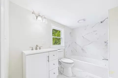 Bath - 398 Main St, Wareham, MA 02571 photo 1 of 1