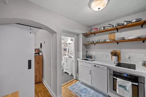Kitchen - 36 Elm St #B, Worcester, MA 01609 photo 4 of 5